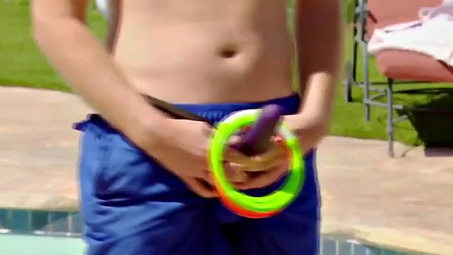divertimento al sole tra queste coppie scambiste birichine e perverse!