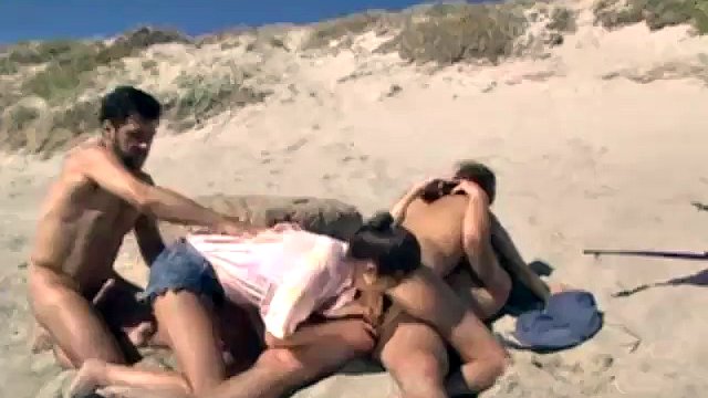 4some group sex on the beach