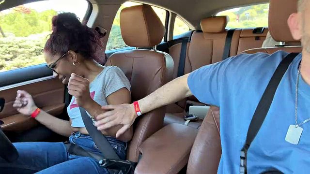 I teach Cuban woman to drive and she in return sucks it