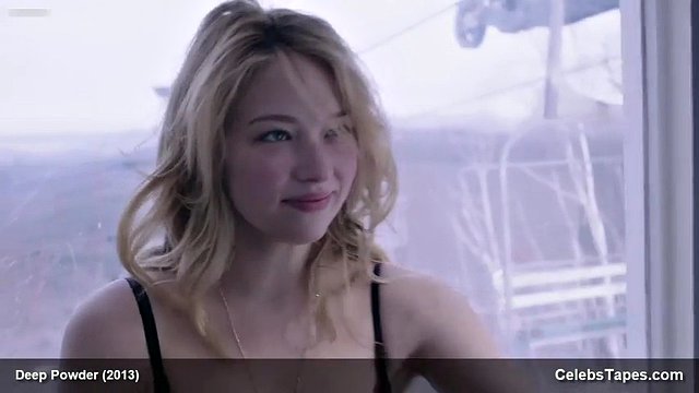 Haley Bennett shakes her ass