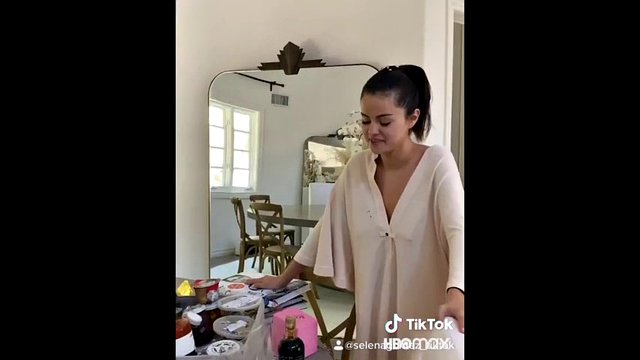 Selena Gomez cum tributes