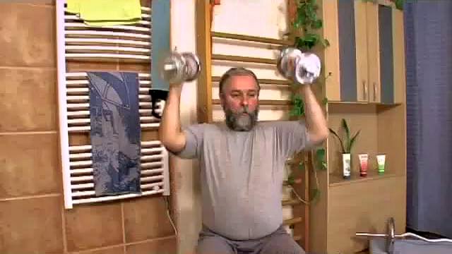 Chick screwed by older dude