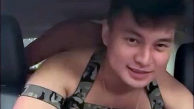 Hot boy TW pinoy Wheeler fuck in the car
