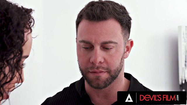 Dad's Employee Pounds Teen Alexis Tae's Pretty Ass in Hardcore Anal Session