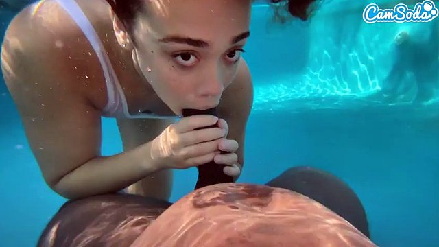 Underwater sex amateur teen squashed by BBC big black dick