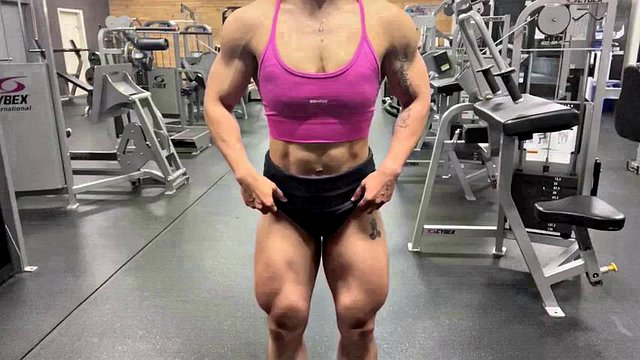 Chinese female bodybuilder with strong body: Asian, Solo & Compilation Porn