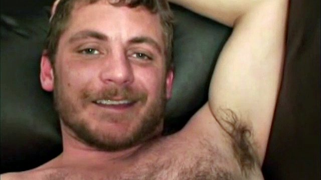 First time in Atlanta, Evan moved here because of the lifestyle. He was married before but says it was a mistake and now prefers the company of men. He is 30 years old, 5ft 6in and 150lbs.