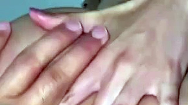 More sexy girls live on Pusicam.com