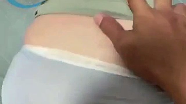 38 I forced my sister-in-law who was doing housework to fuck her pussy. She screamed loudly and climaxed repeatedly. I couldn’t control myself and creampied my sister-in-law again. She didn’t even get angry.
