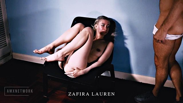 Castingowy obciąganie i dokuczanie kowbojce przez Zafirę Lauren