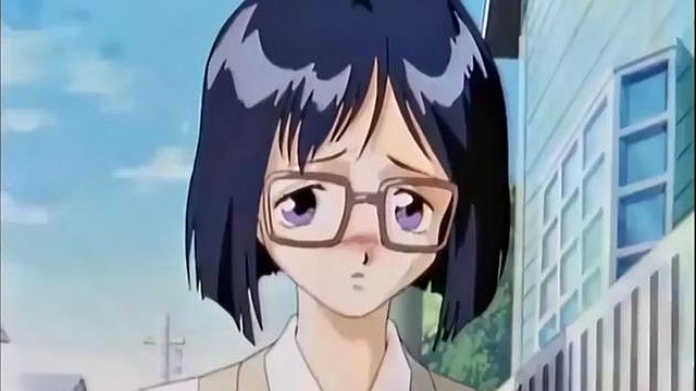 Adolescente tettona in stile anime urla mentre gocciola sperma