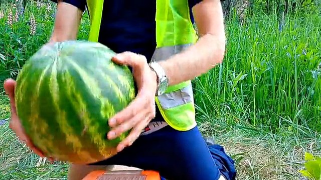 Straight construction worker from TimonRDD fucked a watermelon on a construction site