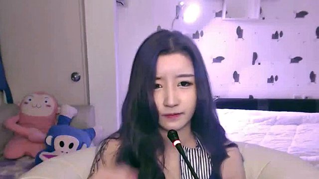 korean teen beauty teasing in pantyhose