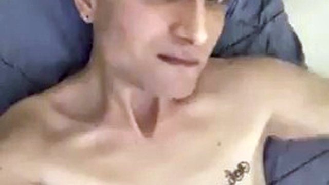 I make my cock cum and eat my cum, my tight anus needs to be licked and fingered.
