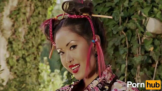 cosplay genisha hraje venku: Fansly, Asian & Masturbation Porn