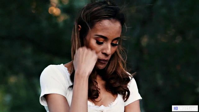 Karlee Grey And Jillian Janson Catch Long-Haired Neighbor Kylie Le Beau Spying On Their Steamy R