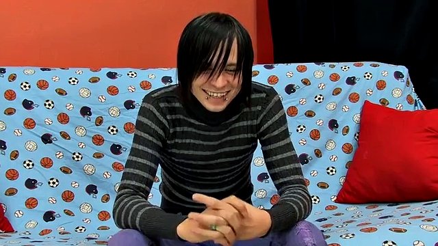 Emo twink Miles Pride wanks his big cock until he ends up cummy