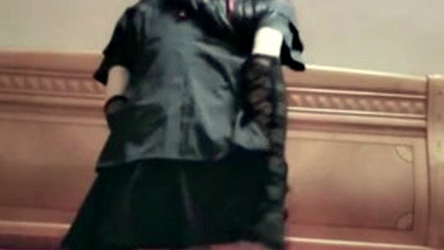 Crossdresser masturbate with anal plug in ass (reupload)