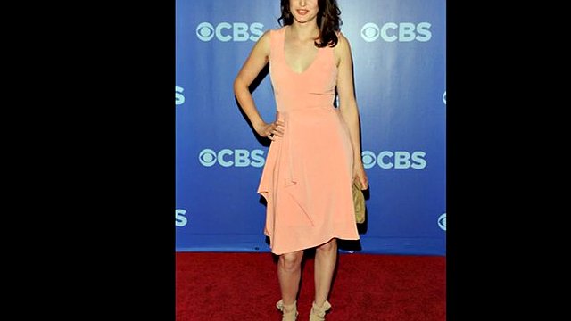 Cobie Smulders si masturba in sfida