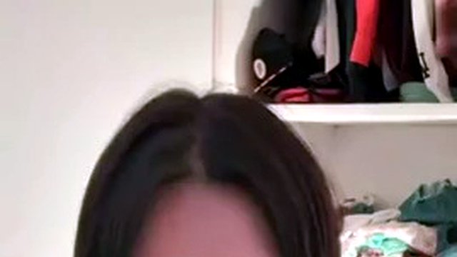 Natasha Bortsov, belle-mère latina aux gros seins et au gros cul, baise la bite noire de son voisin dans le cul