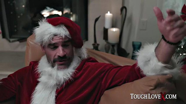 Crystal Taylor - Bad Santa X