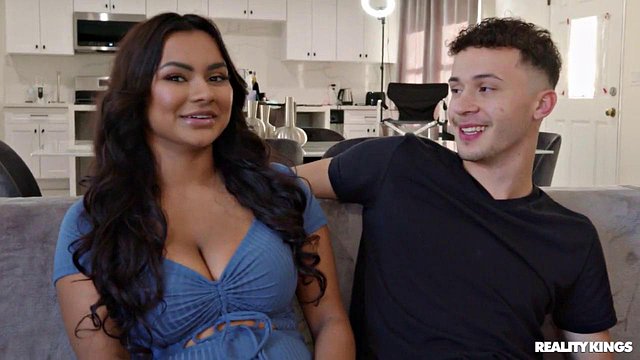 Apollo Banks Pounds Busty Numi Zarah's Pussy on Sofa