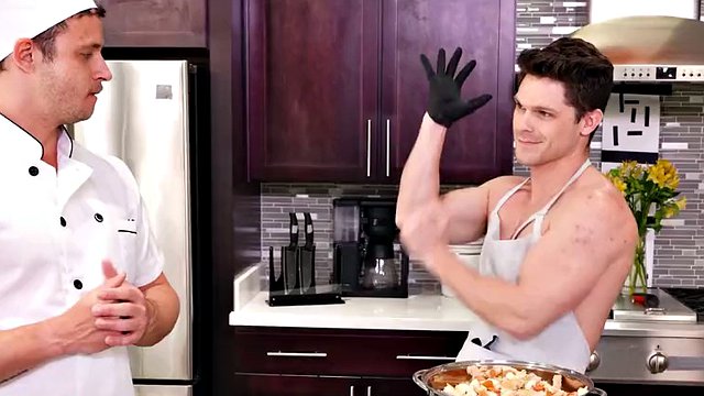 Nate Grims e Devin Franco passano dalla cucina al fisting