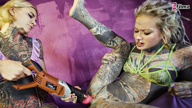 Cute Tattoo Lesbian Fucking
